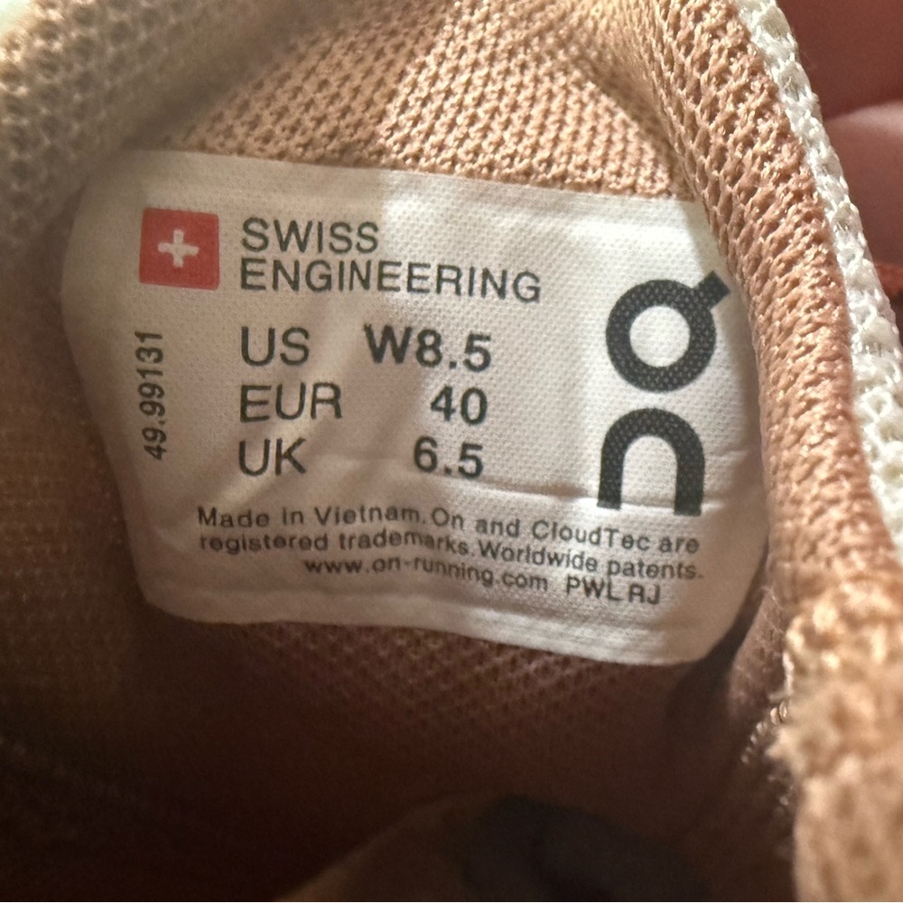 On Running Women's Sneakers in White and Rust - Picture 5 of 9